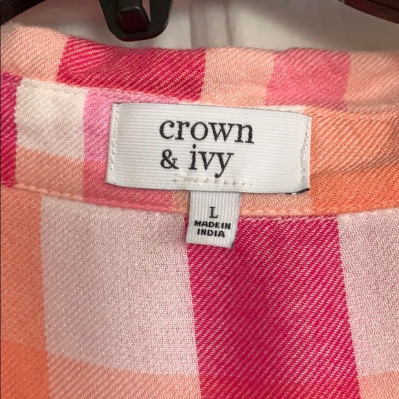 Crown & Ivy blouse - Picture 2 of 7